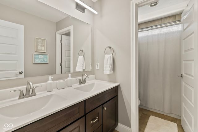 10589 Geist View Drive, Fishers, IN 46055