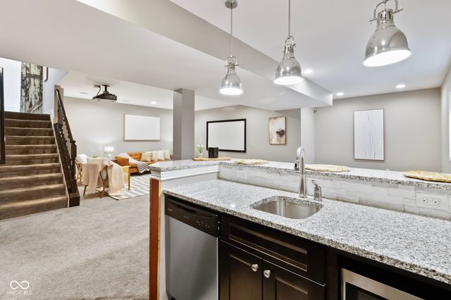 10589 Geist View Drive, Fishers, IN 46055