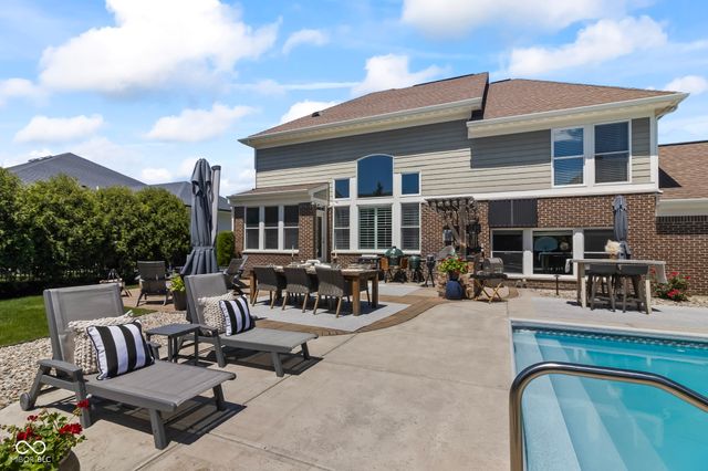 10589 Geist View Drive, Fishers, IN 46055