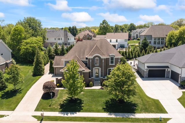 10589 Geist View Drive, Fishers, IN 46055
