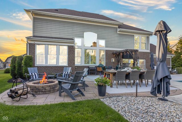 10589 Geist View Drive, Fishers, IN 46055