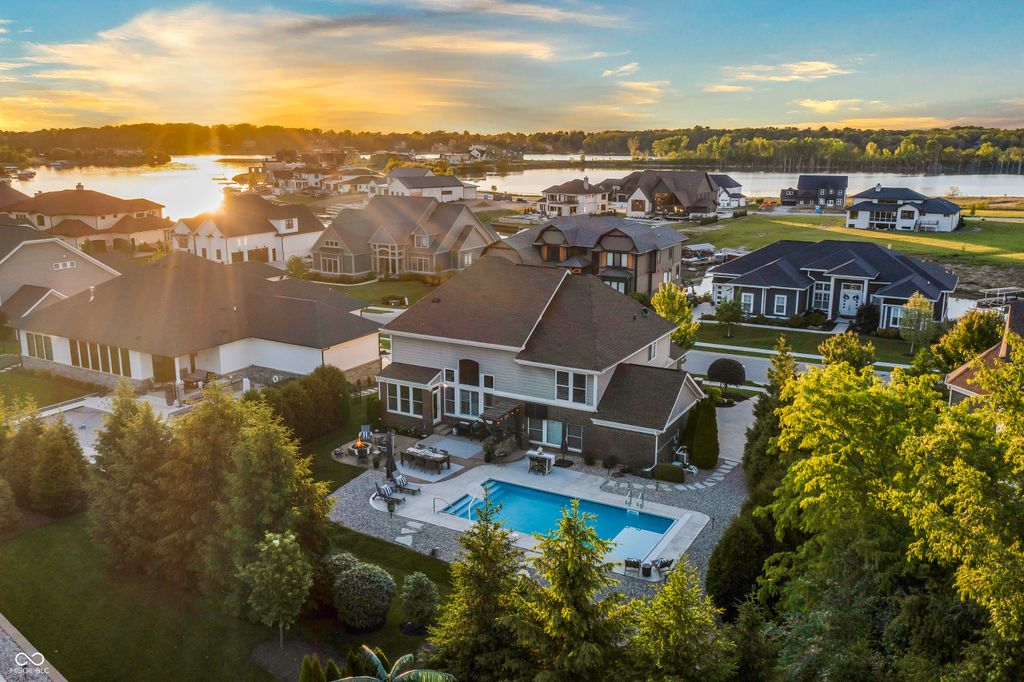 10589 Geist View Drive, Fishers, IN 46055