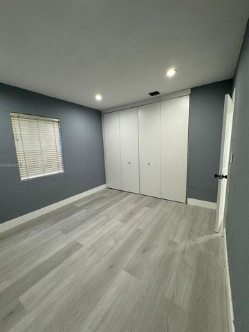 635 N 28th Ave, Hollywood, FL 33020