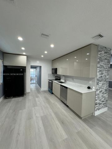 635 N 28th Ave, Hollywood, FL 33020