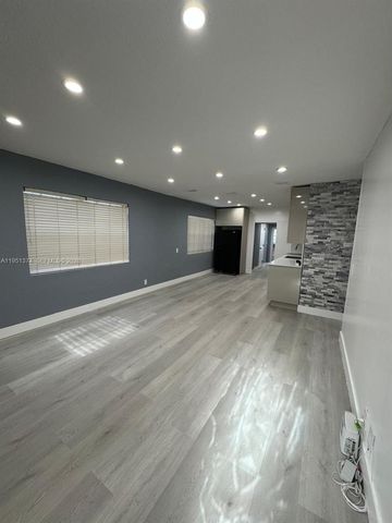 635 N 28th Ave, Hollywood, FL 33020