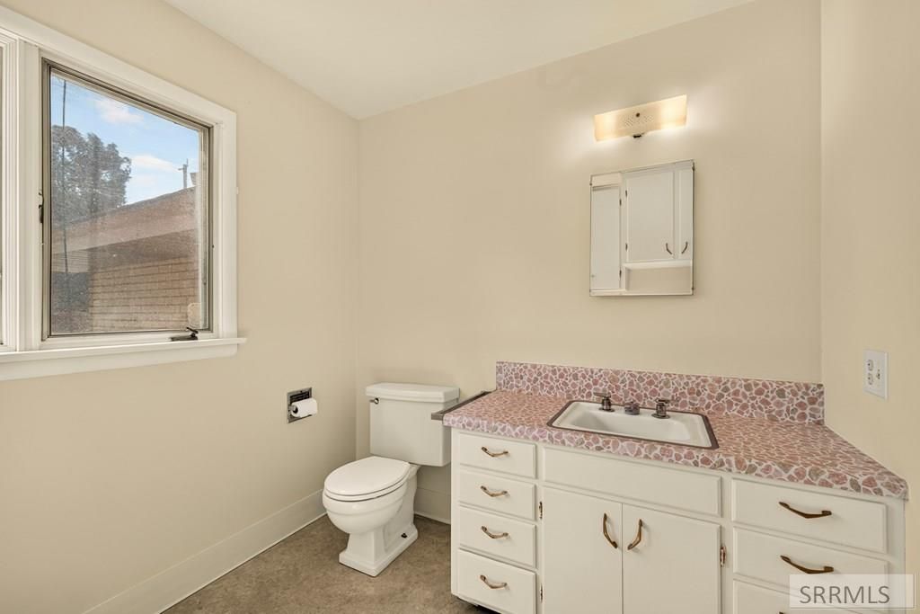 Image 21 of property listing at 1486 E 16th Street, Idaho Falls, ID 83404