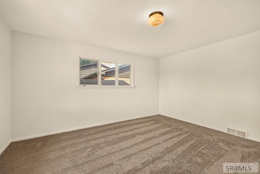 Image 27 of property listing at 1486 E 16th Street, Idaho Falls, ID 83404