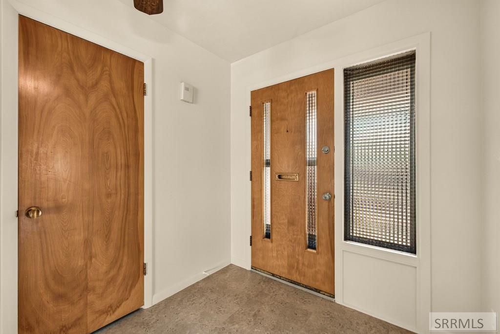 Image 8 of property listing at 1486 E 16th Street, Idaho Falls, ID 83404