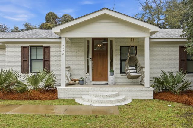 1173 Carter Avenue, Mount Pleasant, SC 29464