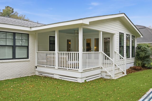 1173 Carter Avenue, Mount Pleasant, SC 29464