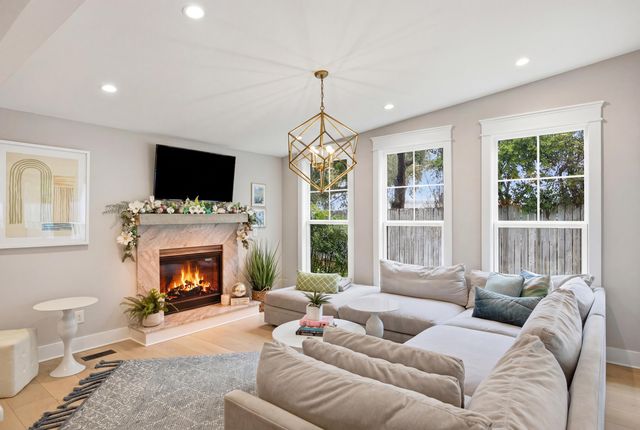 1173 Carter Avenue, Mount Pleasant, SC 29464