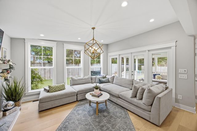 1173 Carter Avenue, Mount Pleasant, SC 29464