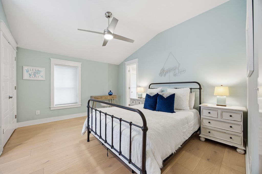 Image 24 of property listing at 1173 Carter Avenue, Mount Pleasant, SC 29464