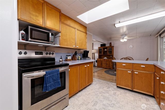 2028 Ferry Street, Shelton, WA 98584