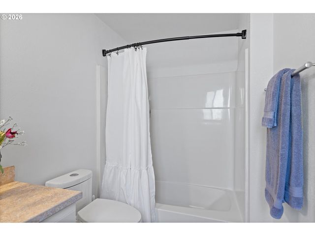 830 Sw DOLORES Dr, Waldport, OR 97394