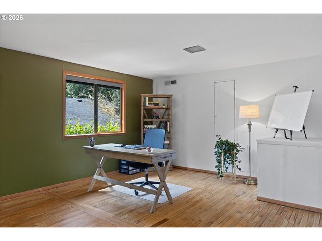 830 Sw DOLORES Dr, Waldport, OR 97394