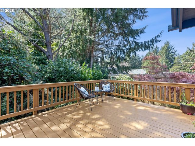 830 Sw DOLORES Dr, Waldport, OR 97394