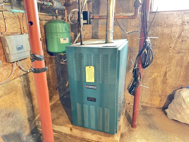 5818 Us Highway 31, Free Soil, MI 49411