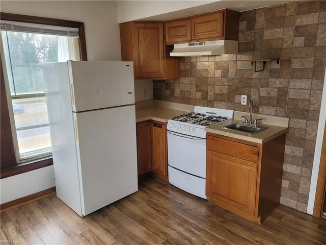 5010 Princess Anne RD E, Norfolk, VA 23502