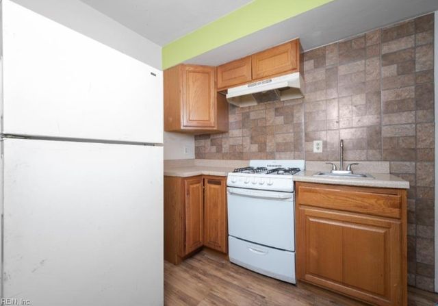 5010 Princess Anne RD E, Norfolk, VA 23502