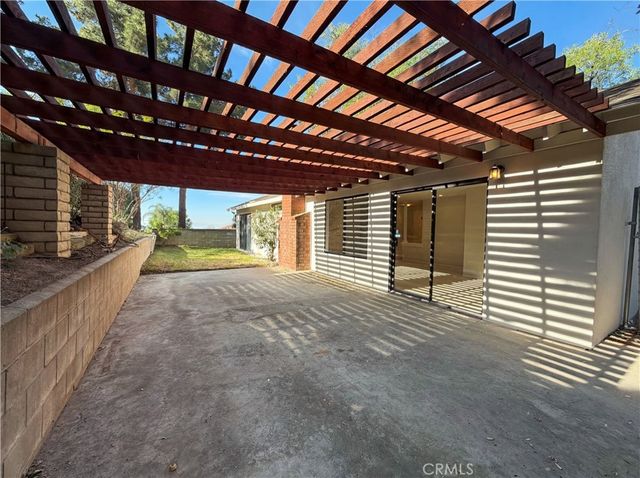 2785 Bonita Drive, Highland, CA 92346