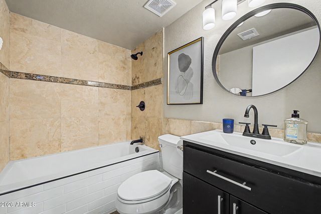 2015 E VISTA Drive, Phoenix, AZ 85022