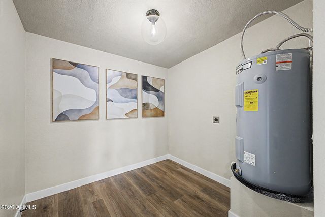 2015 E VISTA Drive, Phoenix, AZ 85022
