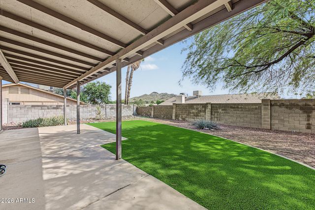 2015 E VISTA Drive, Phoenix, AZ 85022