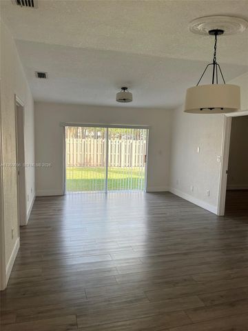 11773 SW 108th Ln, Miami, FL 33186