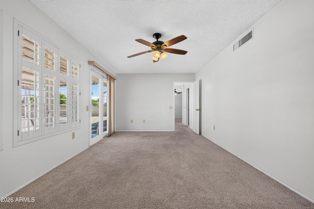 10806 W PINEAIRE Drive, Sun City, AZ 85351