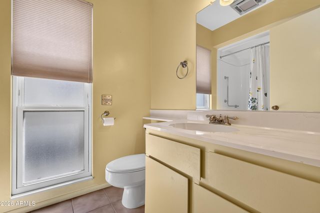 10806 W PINEAIRE Drive, Sun City, AZ 85351