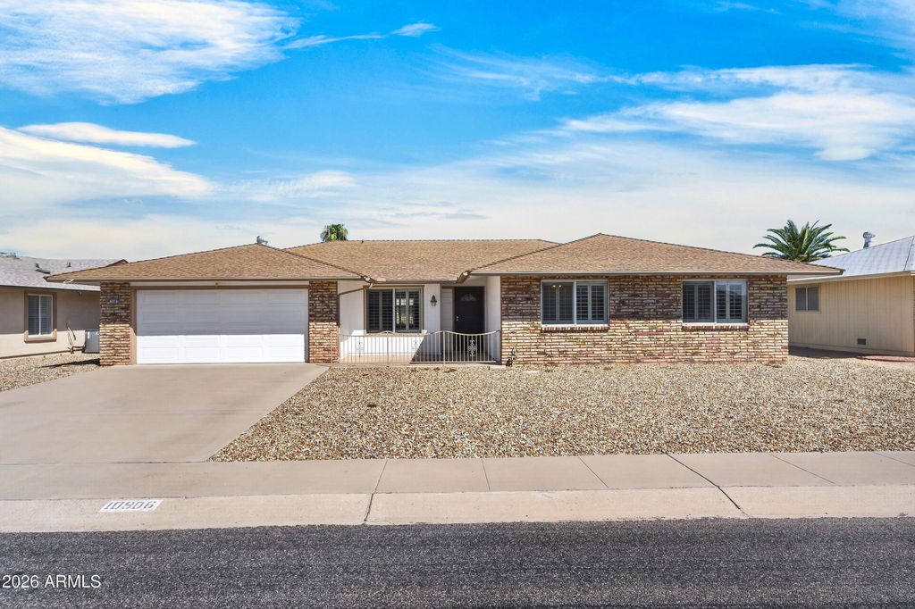 10806 W PINEAIRE Drive, Sun City, AZ 85351 — photo 2