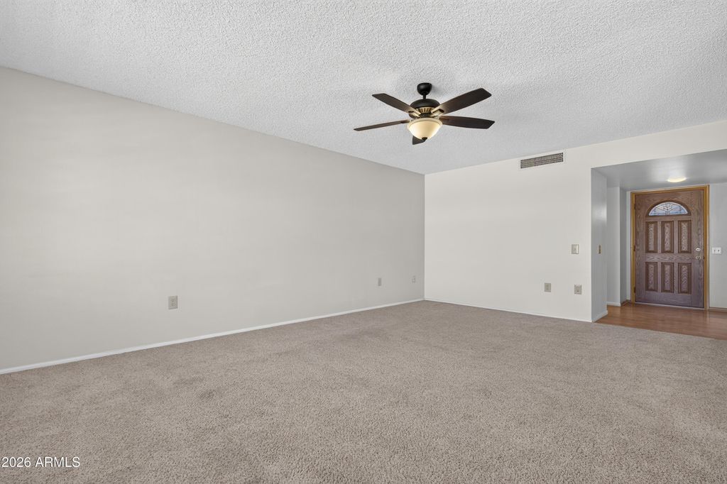 10806 W PINEAIRE Drive, Sun City, AZ 85351 — photo 5
