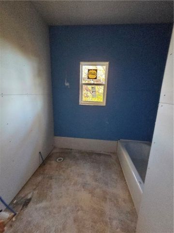 6 Waterside Lane, Bella Vista, AR 72715