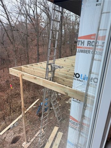 6 Waterside Lane, Bella Vista, AR 72715