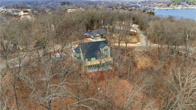 6 Waterside Lane, Bella Vista, AR 72715