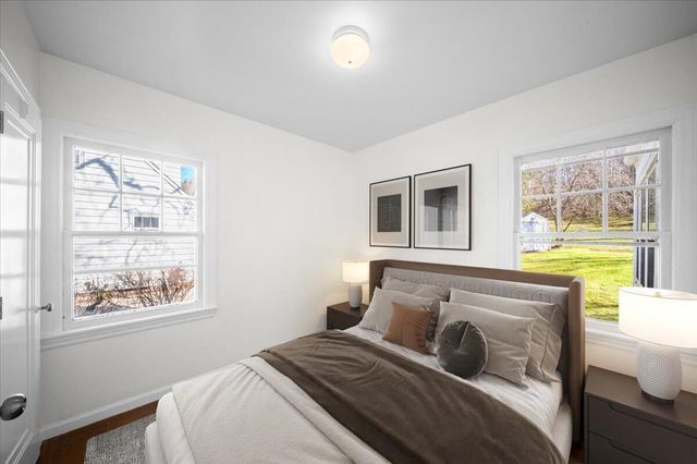 705 N Jefferson Street, Lowell, MI 49331