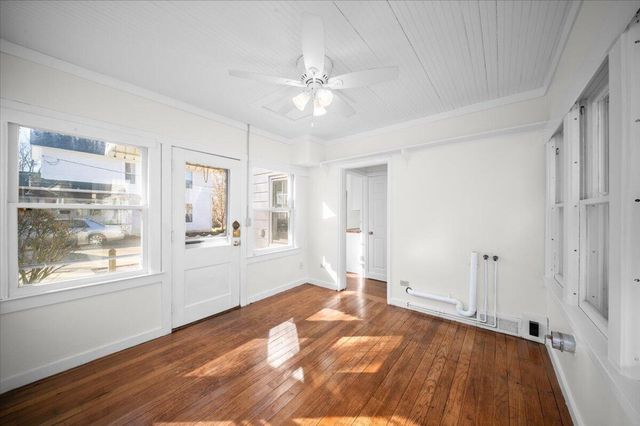 705 N Jefferson Street, Lowell, MI 49331