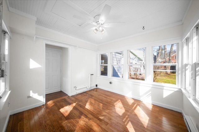 705 N Jefferson Street, Lowell, MI 49331