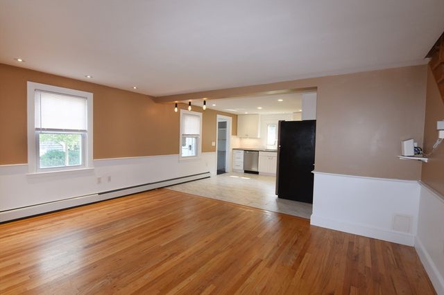 18 Gould Rd, Plymouth, MA 02360