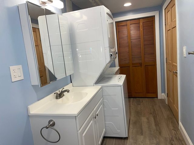 18 Gould Rd, Plymouth, MA 02360