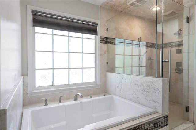 4840 Leeds Court, Suwanee, GA 30024