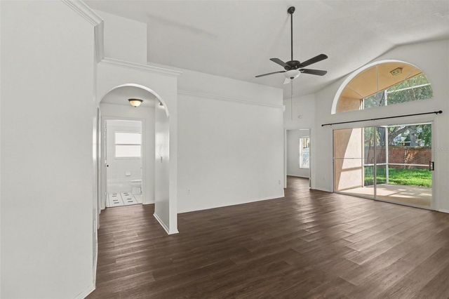 201 LANCER OAK DRIVE, Apopka, FL 32712