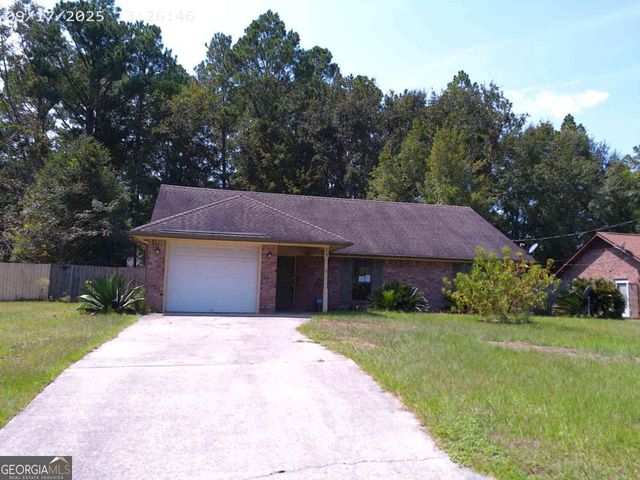 715 Little John Drive, Hinesville, GA 31313