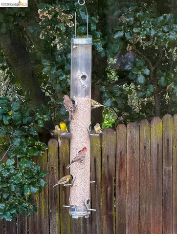 1799 Pomona St, Crockett, CA 94525