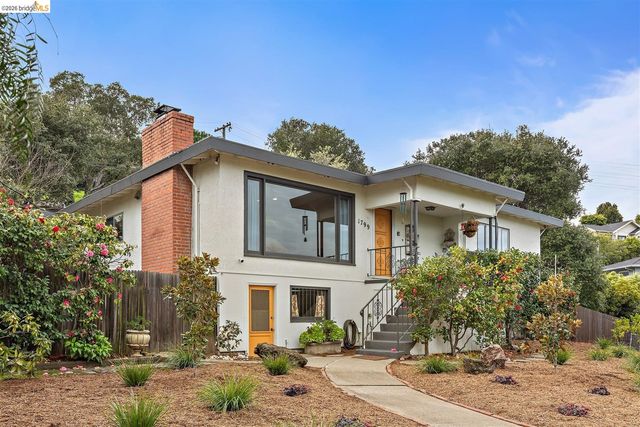 1799 Pomona St, Crockett, CA 94525