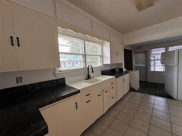 121 BATES AVENUE SE, Winter Haven, FL 33880