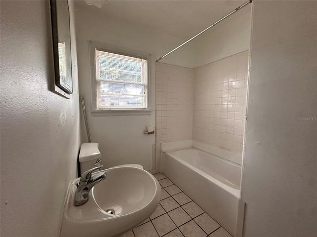 121 BATES AVENUE SE, Winter Haven, FL 33880