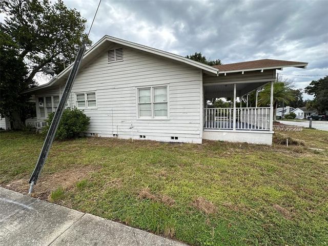 121 BATES AVENUE SE, Winter Haven, FL 33880