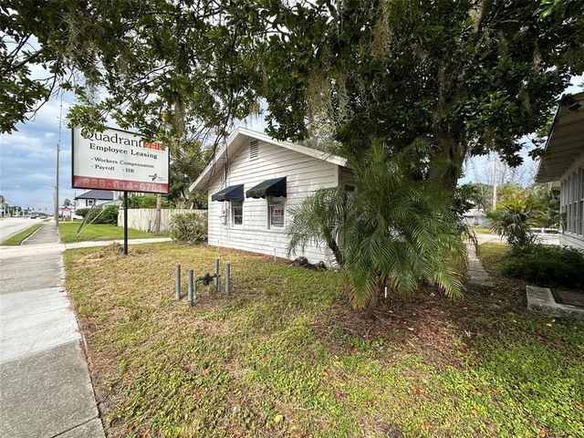 121 BATES AVENUE SE, Winter Haven, FL 33880
